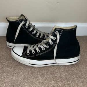 Black converse high top size 7 men’s/9 women’s worn